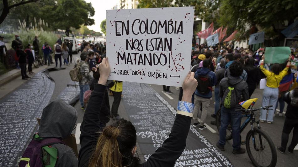 Colombia: otro país mimado por el FMI y el Banco Mundial que enfrenta  graves conflictos sociales | Agencia Paco Urondo | Periodismo militante
