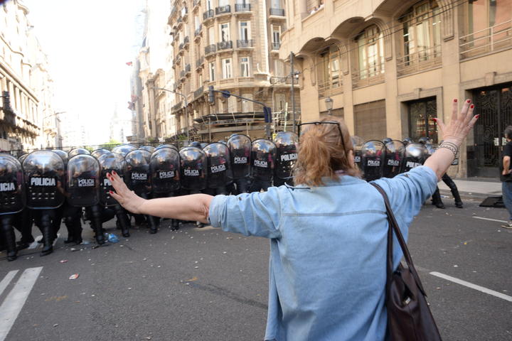 Policía represión