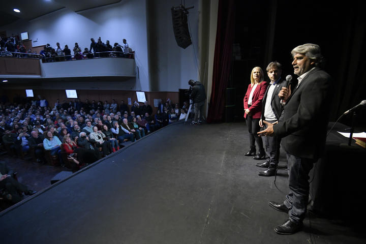 Jura Walter Correa ministro de trabajo