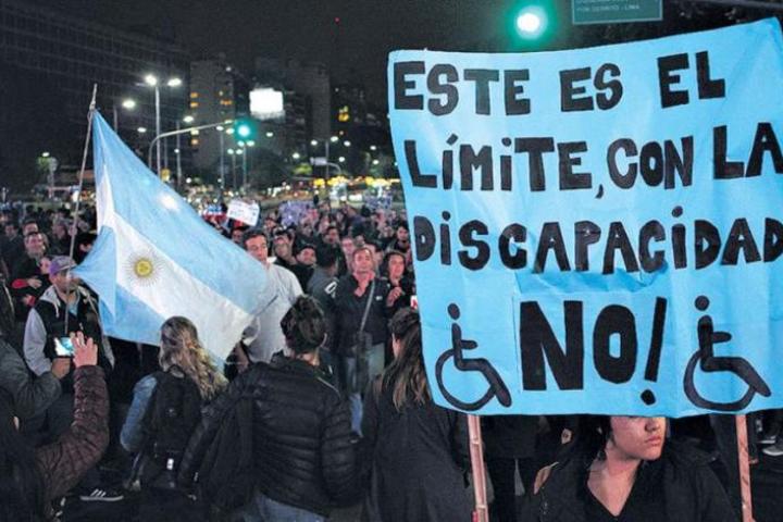 Marcha contra el ajuste en discapacidad