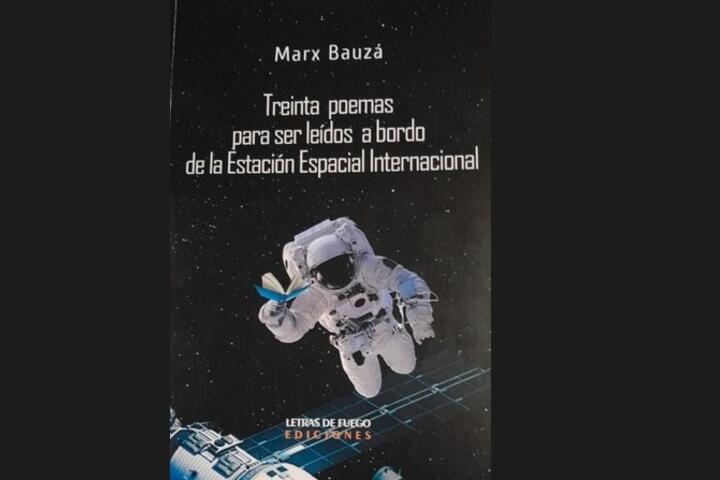 tapa 30 poemas para ser  leídos a bordo de la estación espacial