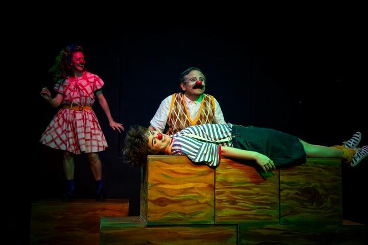 Teatro Sirvanse