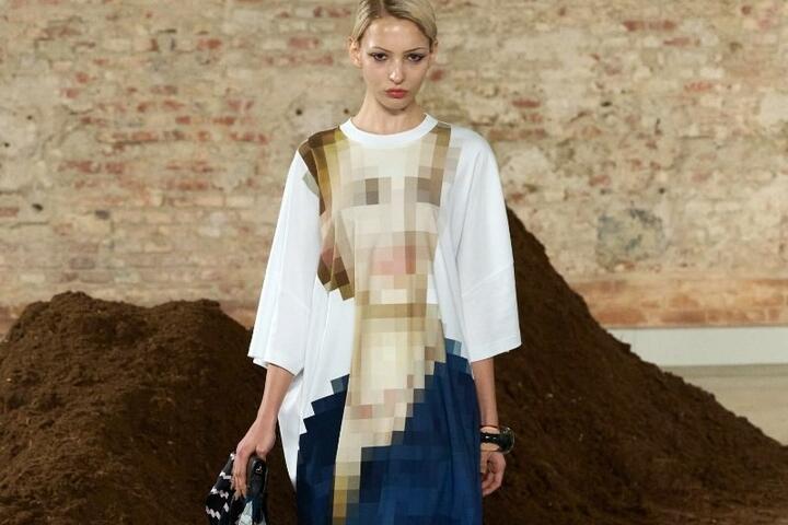 moschino y eva peron