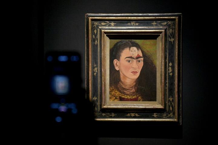 Expo Viva Frida