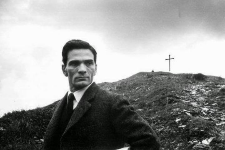 Las cenizas de Gramsci libro de poemas de Pier Paolo Pasolini editado en la  Colección Visor de Poesía de la editorial Visor Libros, colección de poesía  con más de 850 títulos