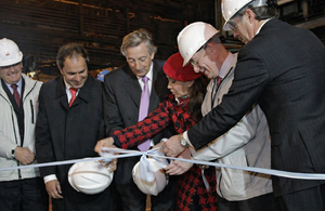 Rocca y Kirchner en inauguración en Techint