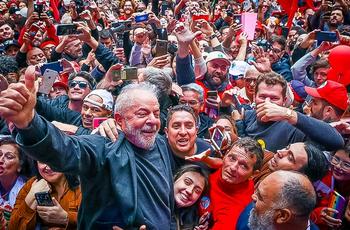 Lula entre la gente