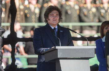 Javier Milei_Díadelabandera_Defensa_Ejercito_María Bessone_006