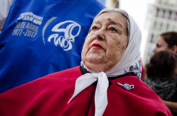 Hebe de Bonafini en el aniversario por los 40 años de Madres