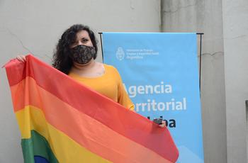 Entrevista sobre el cupo laboral travesti trans