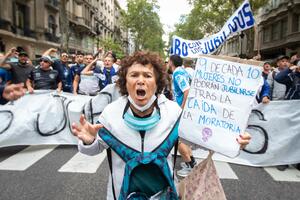 Reopresión marcha de los jubilados e hinchas_Daniela Amdan_12.03.2025