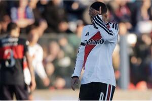 River en caída libre