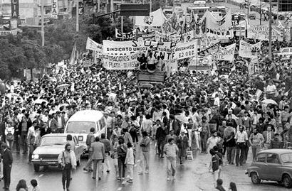 Lucha y se van: 30 de marzo de 1982