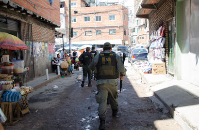 Gendarmería en Bajo Flores